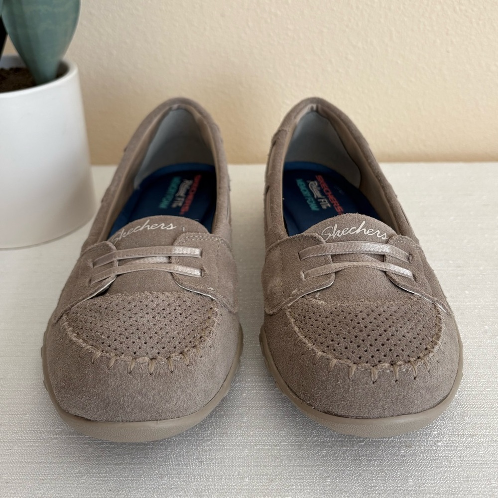 New Skechers Relaxed Fit Taupe Suede/Mesh Casual Sneakers Women’s 7.5 - Picture 4 of 12
